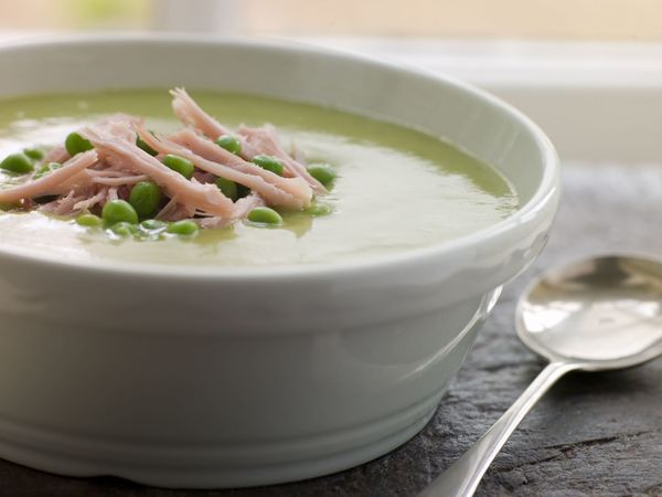 sweet-pea-soup-with-ham